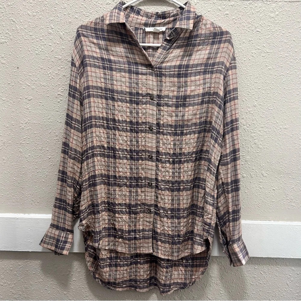 BeachLunchLounge Light Tan Plaid Crinkle Button Down Top S